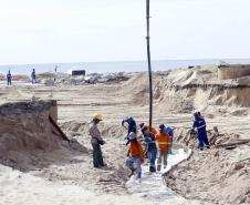 Obras de micro e macrodrenagem no municipio de Matinhos, que vão acabar com as enchentes e alagamentos nas ruas.. secretário do IAT Everton Luiz da Costa Souza deu coletiva para a imprensa no local das obras na praia de Caioba.