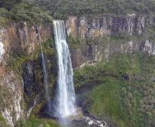 Foto de cahoeira