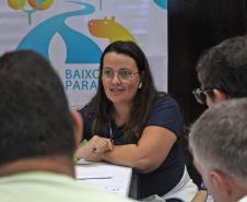 Foto de mulher conversando