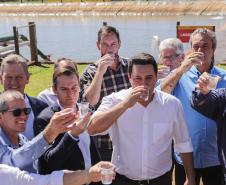 Foto do governador e equipe no sistema de reuso
