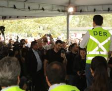 Governador Carlos Massa Ratinho Junior discurssando