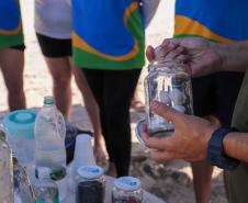 Foto de voluntários durante mutirão