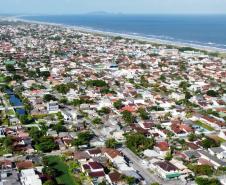 VISTA AÉREA DO PERÍMETRO URBANO LITORANEO PARANAENSE