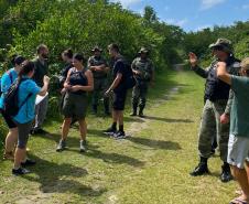 TECNICOS DO IAT JUNTO DE AGENTES Batalhão de Polícia Ambiental - Força Verde (BPAmb-FV)