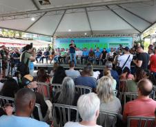 GOVERNADOR DISCURSSANDO