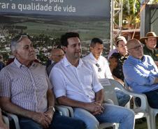 GOVERNADOR E COMITIVA ACOMPANHANDO O EVENTO