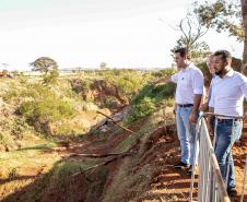 GOVERNADOR VISTORIANDO OBRAS