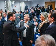 Foto do Governador Ratinho Júnior e demais autoridades em evento da Ocepar