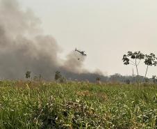 HELICOPTERO SOBREVOANDO QUEIMADA