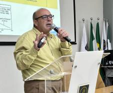 Foto de evento de apresentação de obras de engorda de orla