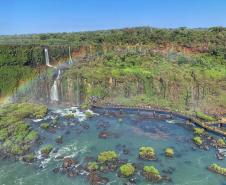 Foto de paisagem das cataratas do Iguaçu