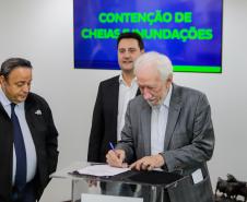 CERIMÔNIA DE ASSINATURA