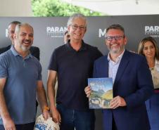 MON se transforma na casa da "muda 10 milhões" do programa Paraná Mais Verde