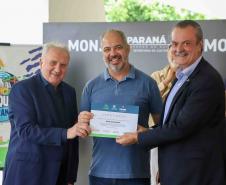 MON se transforma na casa da "muda 10 milhões" do programa Paraná Mais Verde