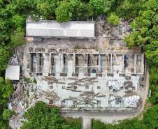 INVESTIMENTO E RECONSTRUÇÃO