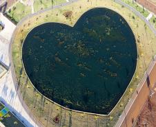 Foto de lago de parque urbano de campina da lagoa