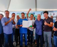 Foto do governador em evento de anúncio