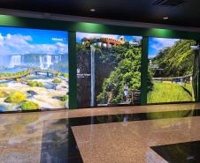 Foto de estande do Governo do paraná na exposição
