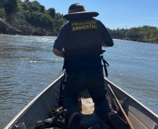 Foto de ação de fiscalização ambiental do IAT