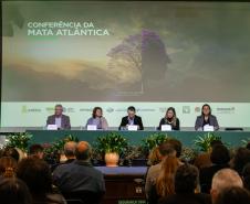 Foto de painel da Conferência da Mata Atlântica