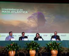 Foto de painel da Conferência da Mata Atlântica
