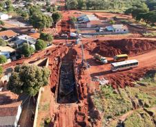 Foto de obras de contenção de erosão em Loanda