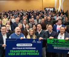 Regularização: governador entrega títulos de propriedade para 224 imóveis no Litoral