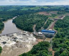 Foto de hidrelétrica