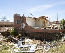 IAT define pontos para destinação dos resíduos gerados pelo tornado em Rio Bonito do Iguaçu