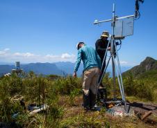 Nova estação meteorológica do Pico Marumbi vai orientar turistas e grupos de socorro