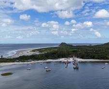 Com saneamento e inovações no acesso, Ilha do Mel ganha mais turistas e já projeta o futuro