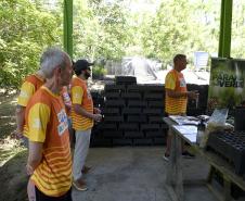 Foto de ação educativa do Um dia no Viveiro