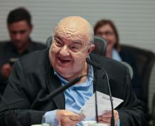 Foto de autoridades em evento