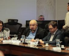 Foto de autoridades em evento