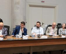 Foto de autoridades em evento