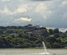 Foto de exercício de treinamento do IAT com helicóptero