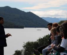 Foto de ação educativa sobre a água
