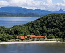Foto de entrega da nova estrutura da Ilha das Cobras