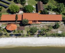 Foto de entrega da nova estrutura da Ilha das Cobras