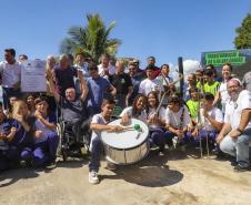 Foto de entrega da nova estrutura da Ilha das Cobras