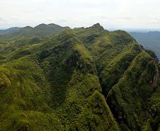 Foto de montanha do Paraná