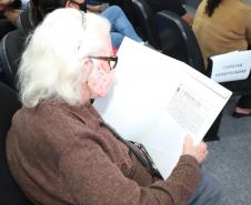 Foto de material de regularização fundiária