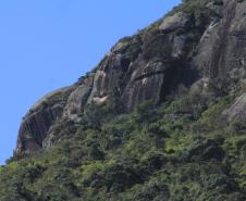 Foto de montanha do Paraná