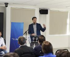 Foto de reunião do Fórum Circular