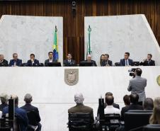 Foto de cerimônia com autoridades