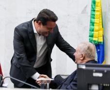 Foto de cerimônia com autoridades