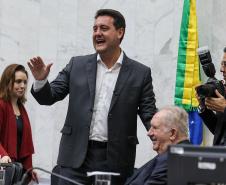 Foto de cerimônia com autoridades