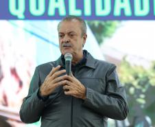 Foto de solenidade com autoridades