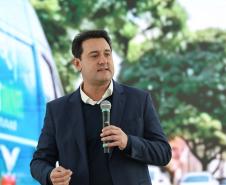 Foto de solenidade com autoridades