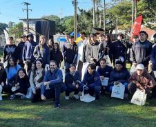 Foto de ação ambiental do IAT